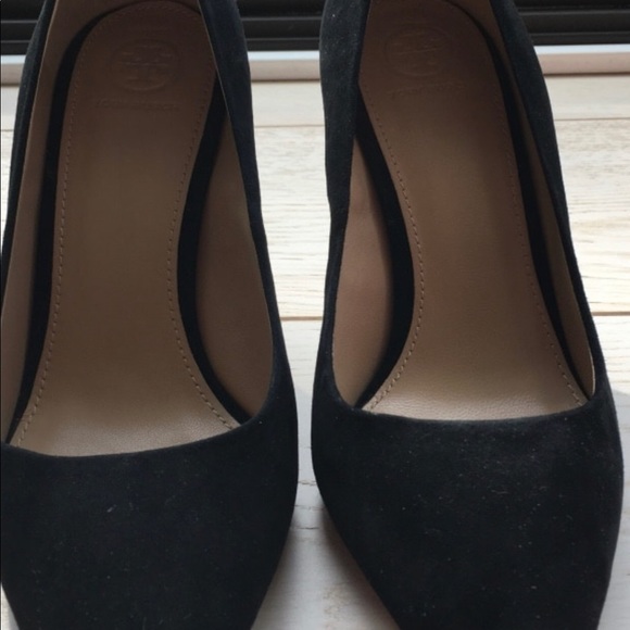 Tory Burch Black Suede Pumps - Picture 2 of 8
